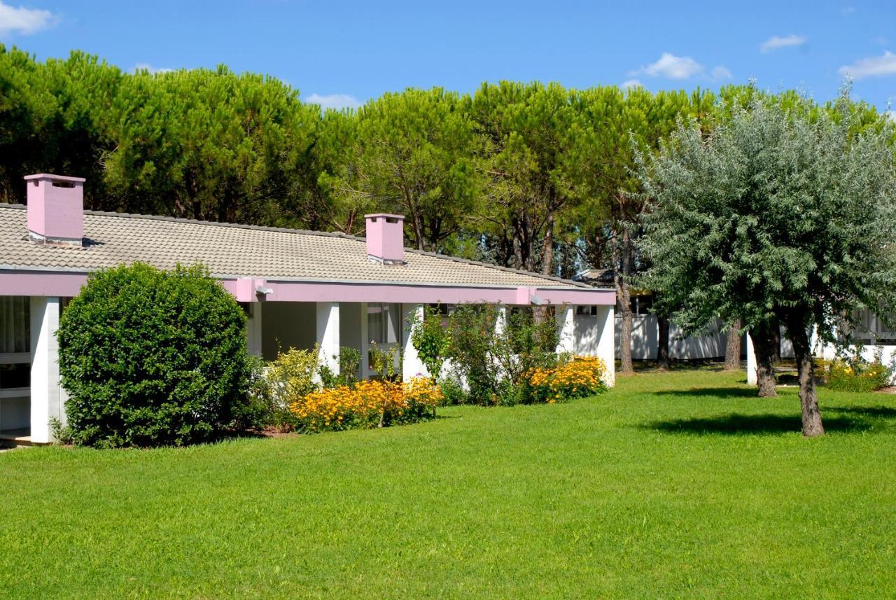 מלון Club Del Sole Marina Julia Family Collection מראה חיצוני תמונה