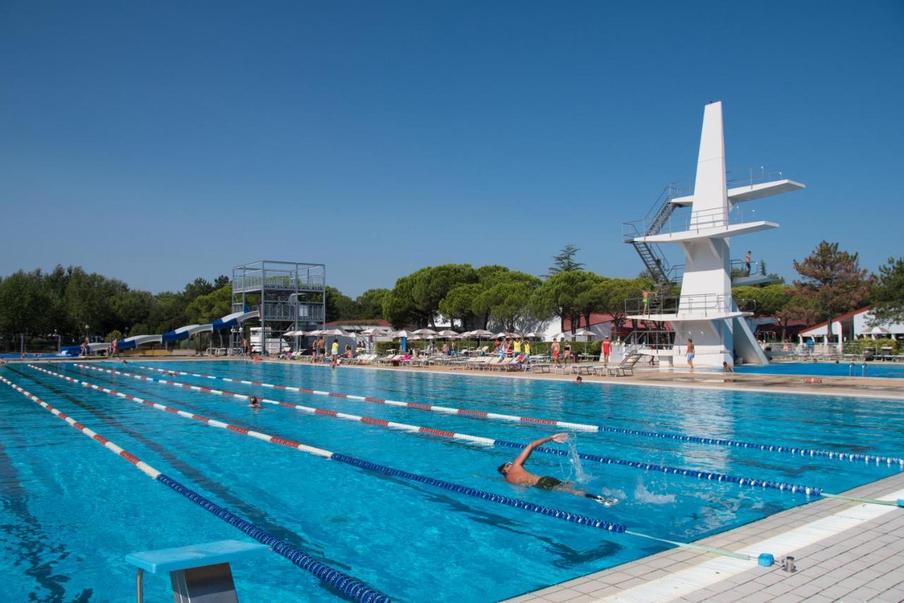 מלון Club Del Sole Marina Julia Family Collection מראה חיצוני תמונה
